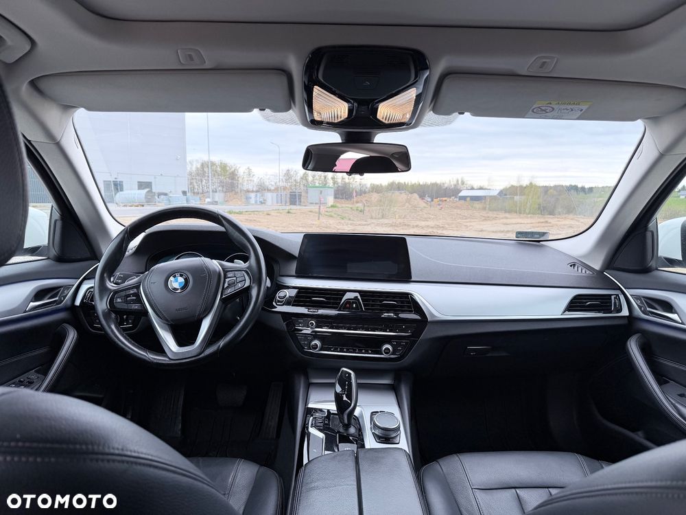BMW Seria 5 530i - 9