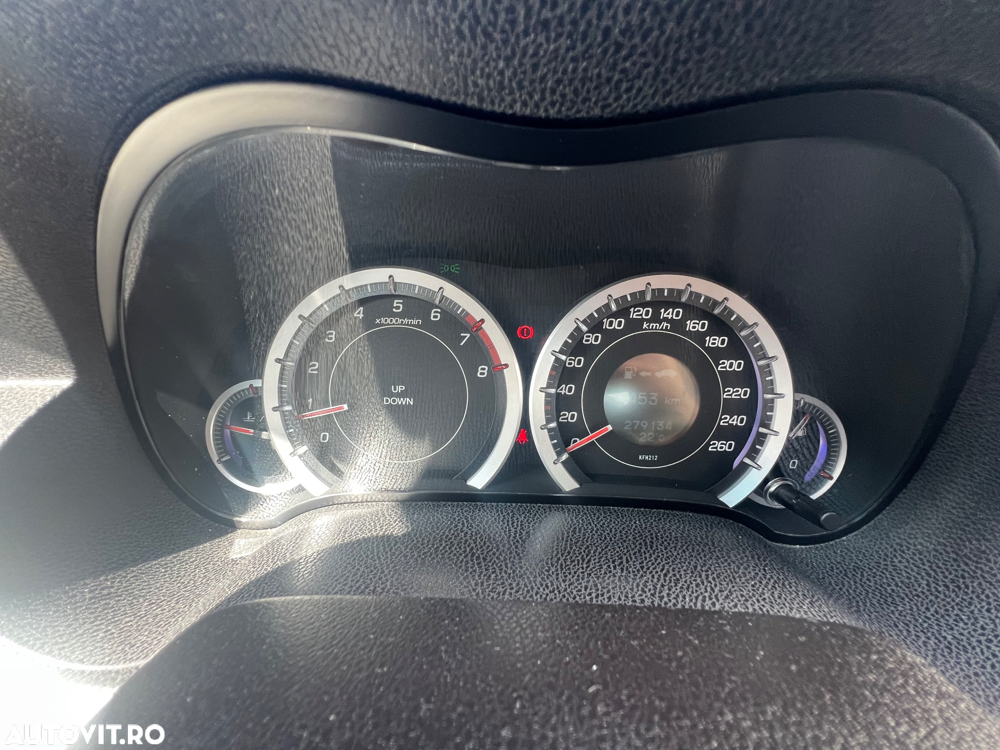 Honda Accord 2.0i Exec - 9