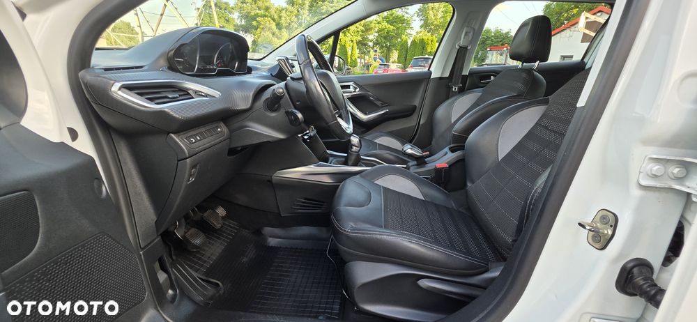 Peugeot 2008 1.2 VTi Allure - 7