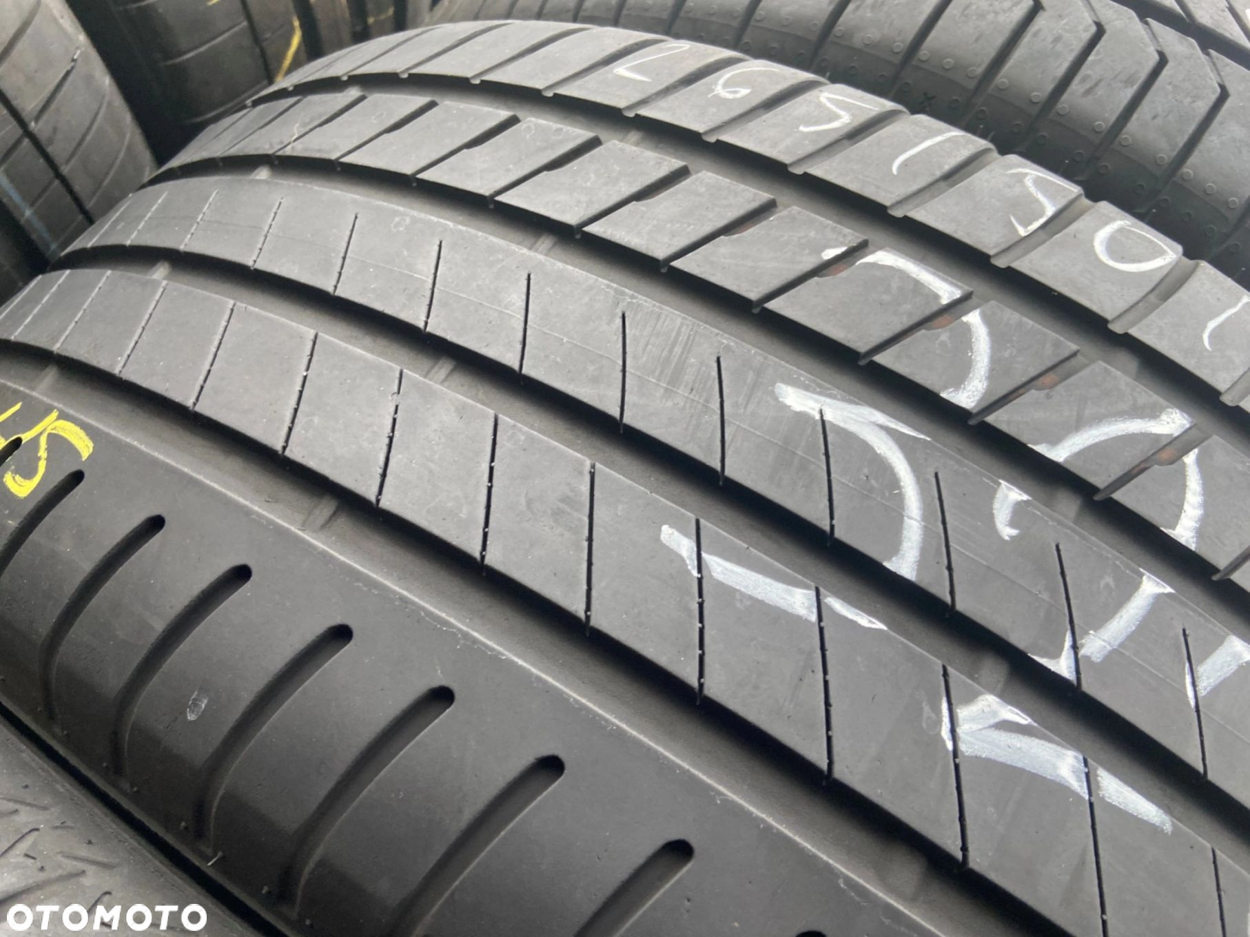 265/50/19 Bridgestone Alenza 001_5,2mm_2szt_(321) - 3