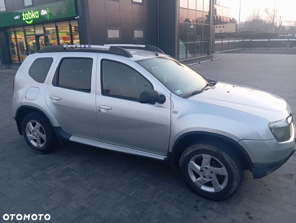 Dacia Duster 1.6 Laureate 4x4 - 4