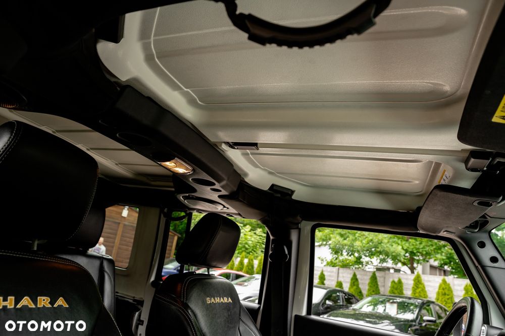 Jeep Wrangler Unlimited 3.6 Automatik Sahara - 26