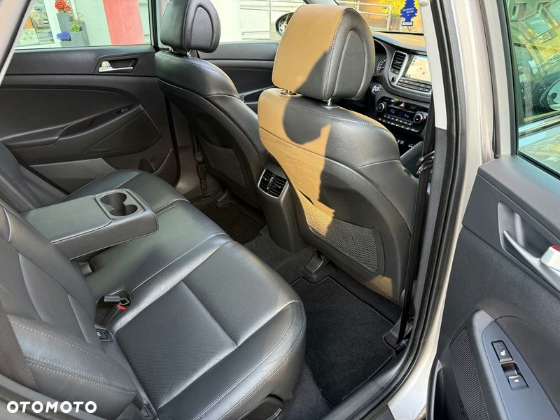Hyundai Tucson blue 1.7 CRDi 2WD DCT Advantage - 16