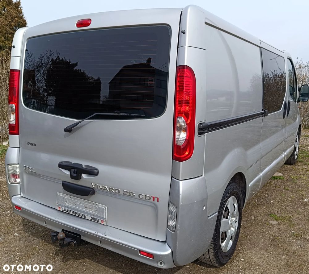 Opel VIVARO - 9