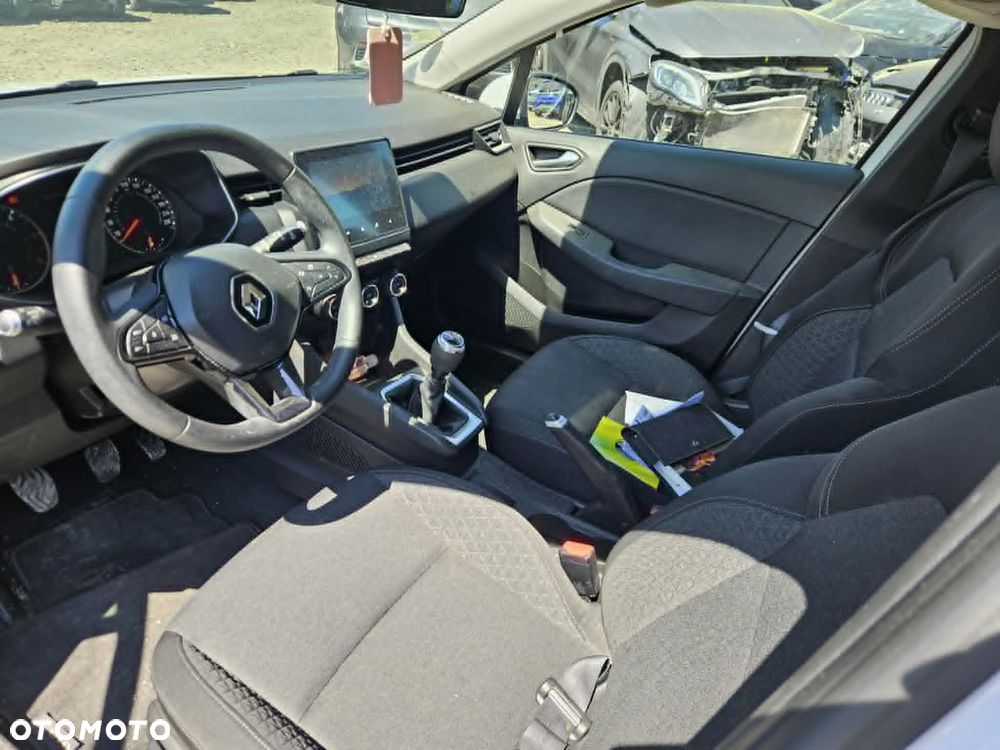 Renault Clio BLUE dCi 85 BUSINESS EDITION - 6