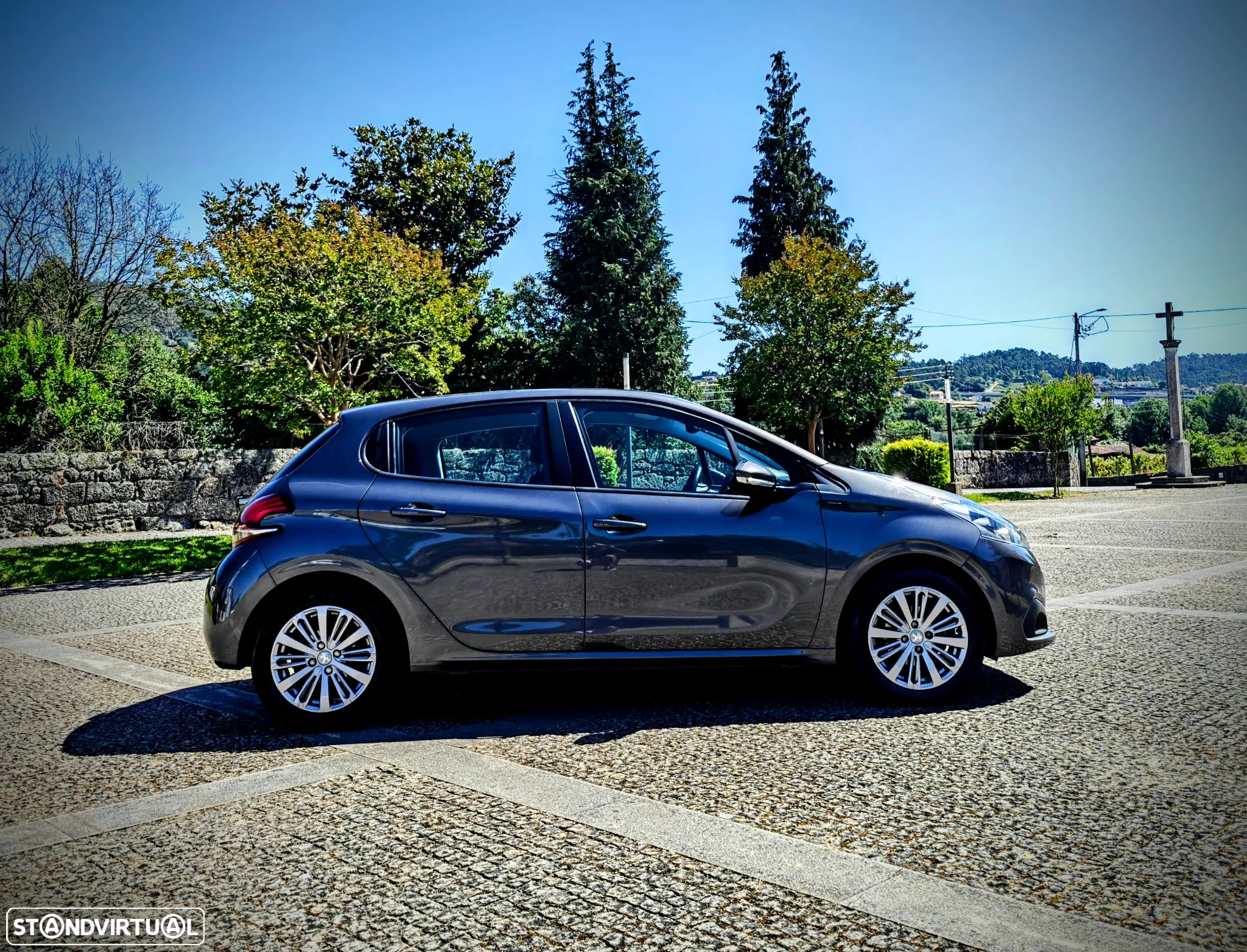 Peugeot 208 1.2 PureTech Style - 22