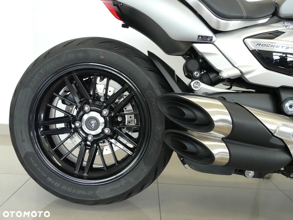 Triumph Rocket - 9