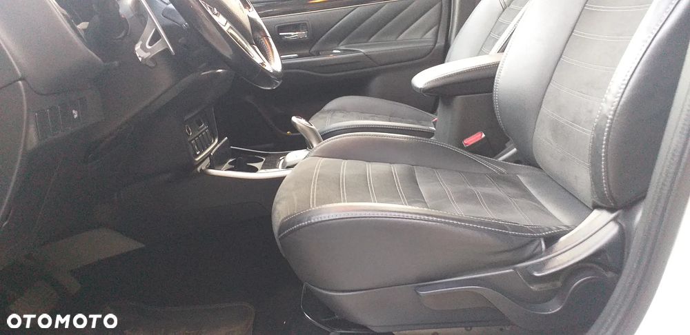 Mitsubishi Outlander ver-phev-intense-plus - 15