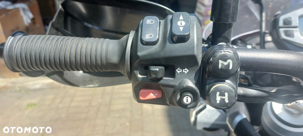 Triumph Tiger - 6