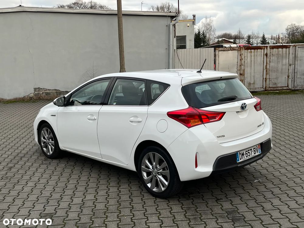 Toyota Auris - 15