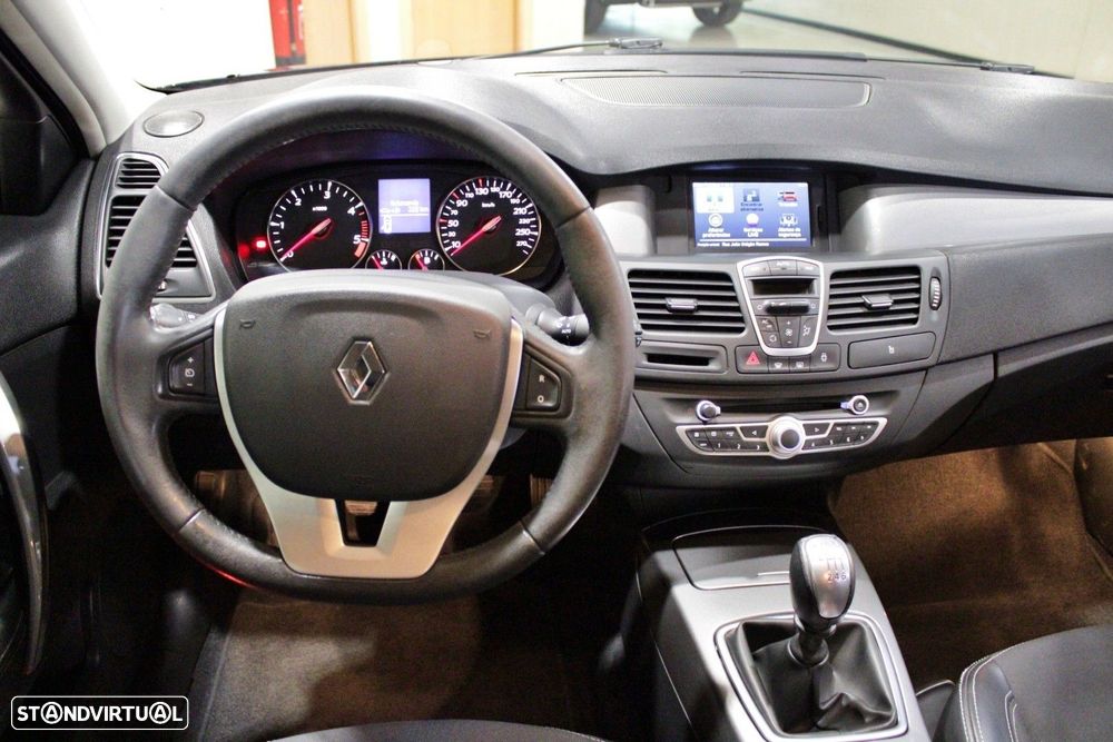 Renault Laguna Break 2.0 dCi GT 4Control - 4