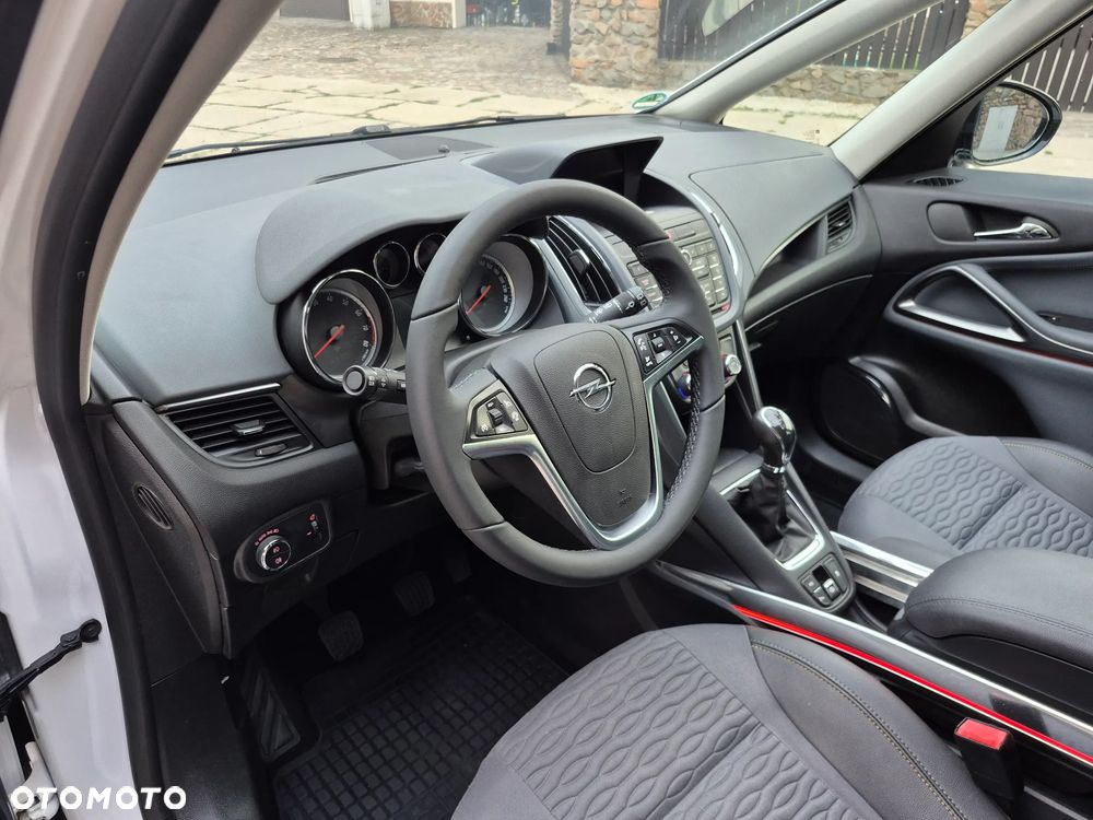 Opel Zafira 1.4 T Cosmo - 22