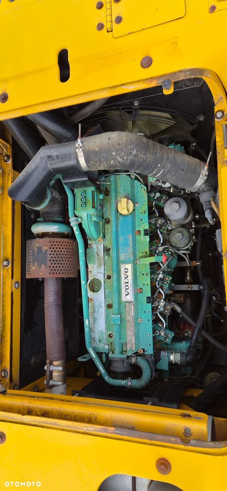 Volvo EC 210 BLC - 9