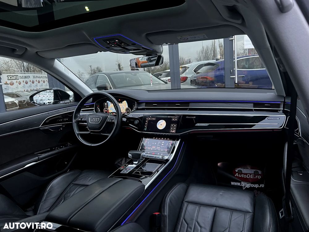 Audi A8 - 7