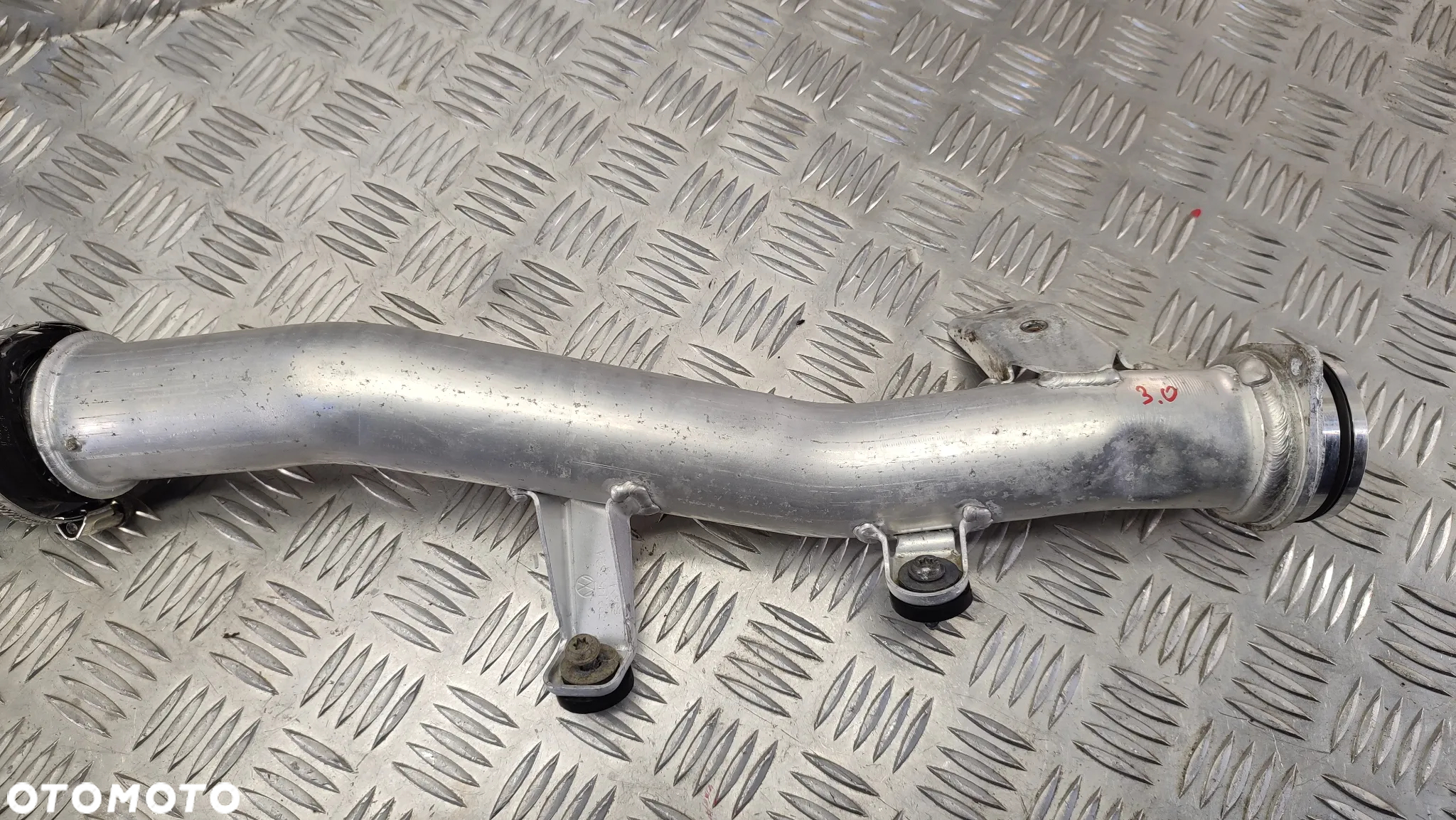 VW TOUAREG 7P CAYENNE 10-18R RURA PRZEWOD WAZ INTERCOOLERA 3.0 7P0145762 A 7P0145737 - 3