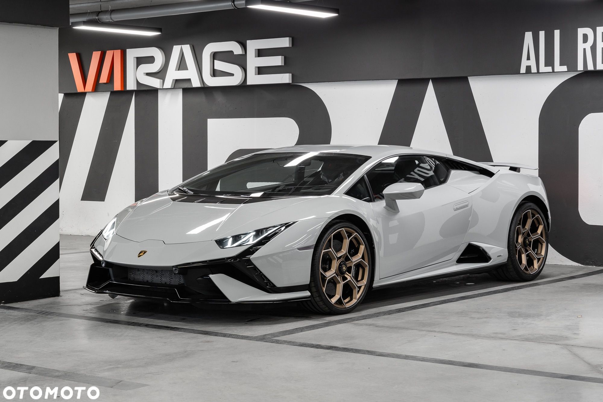 Lamborghini Huracan - 1