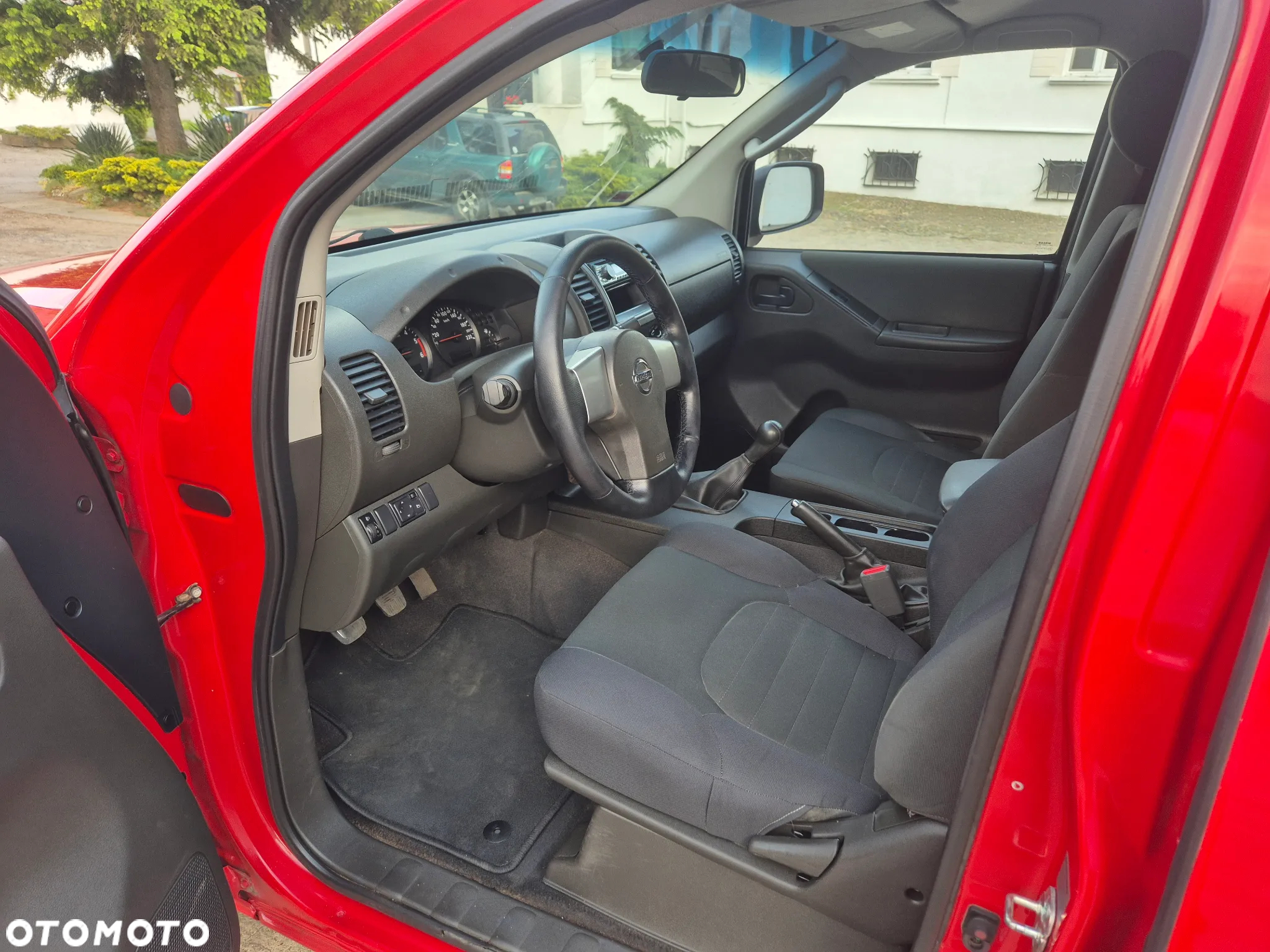 Nissan Navara 2.5 D SE - 15