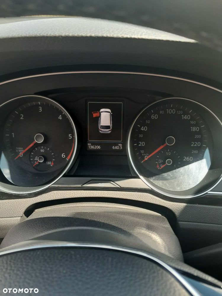 Volkswagen Passat Alltrack - 23