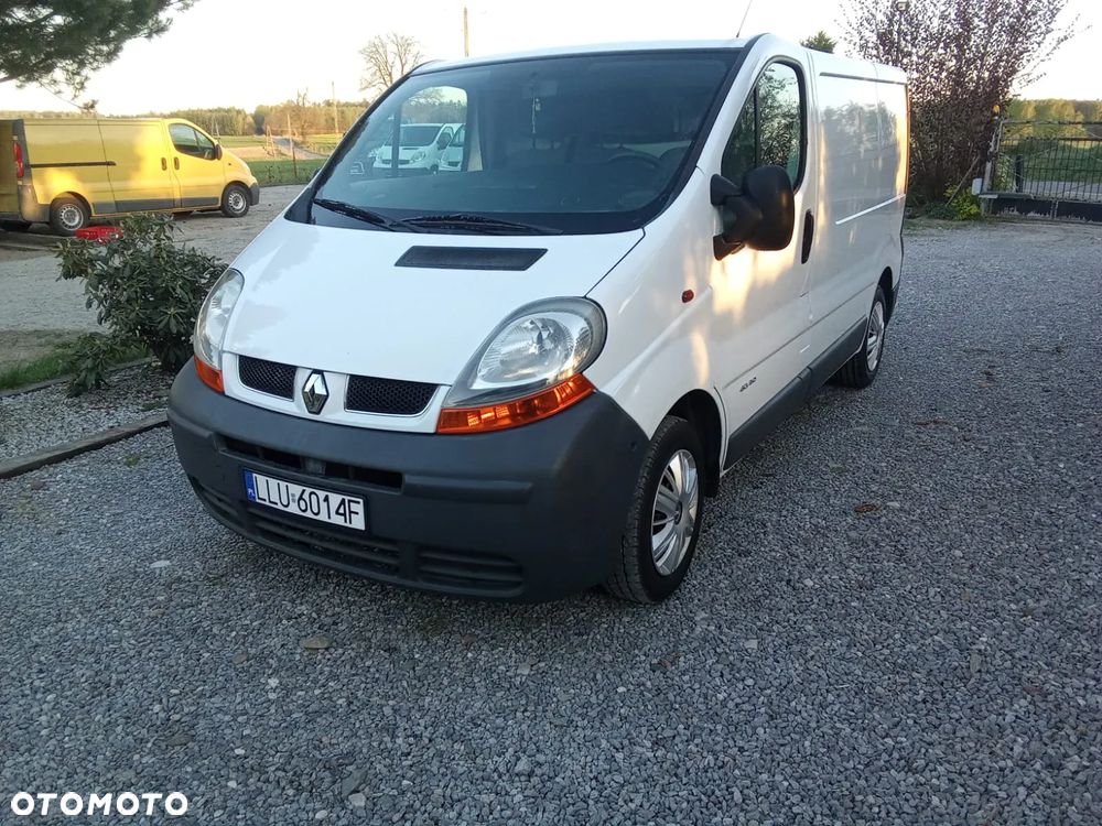 Renault Trafic - 2