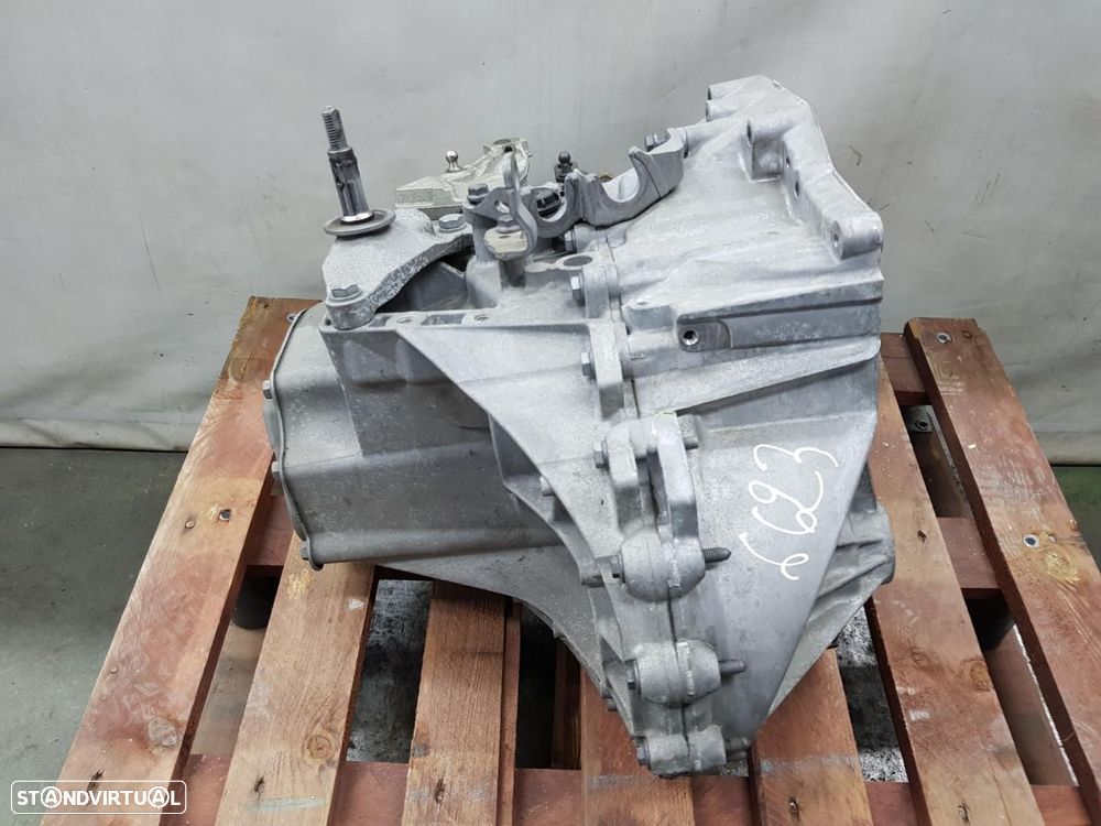 CAIXA DE VELOCIDADES CITROEN C4 BERLINA REF. 20EA48 - 1