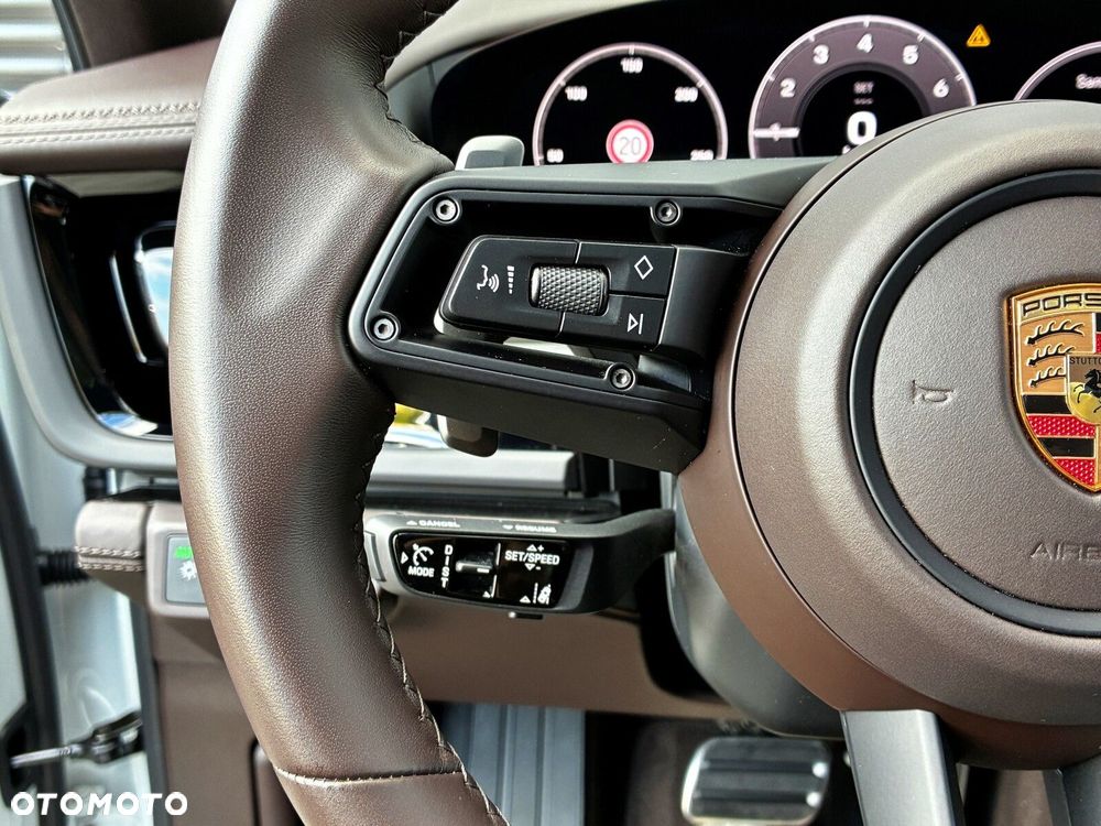 Porsche Panamera - 28