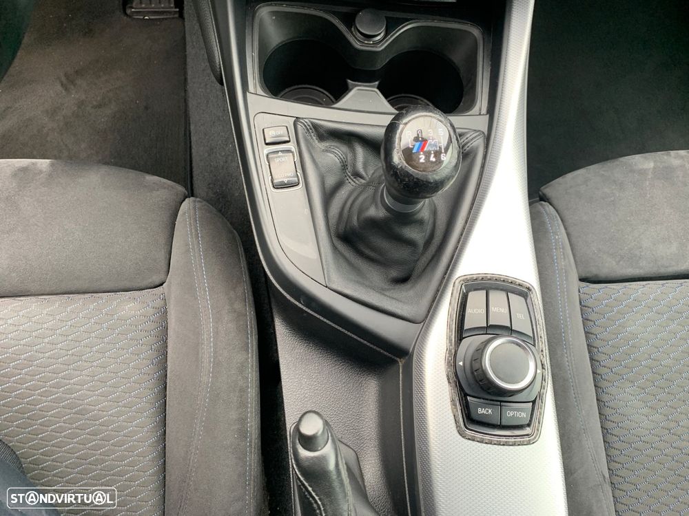 BMW 120 d Pack M - 35