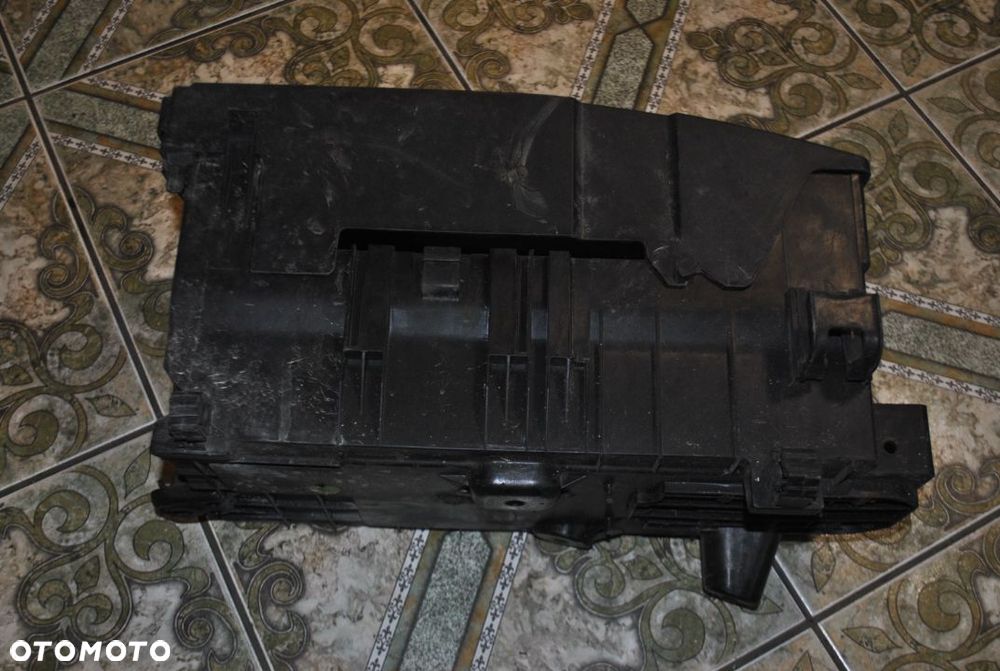 Obudowa akumulatora Insignia A 2.0 TDCI - 2