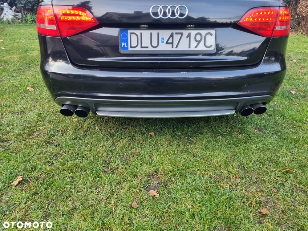 Audi A4 Avant 2.0 TDI DPF S line Sportpaket - 6