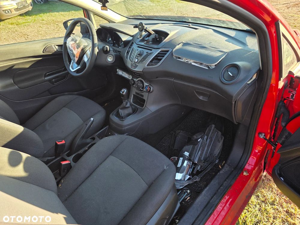 Ford Fiesta 1.25 Celebration - 8