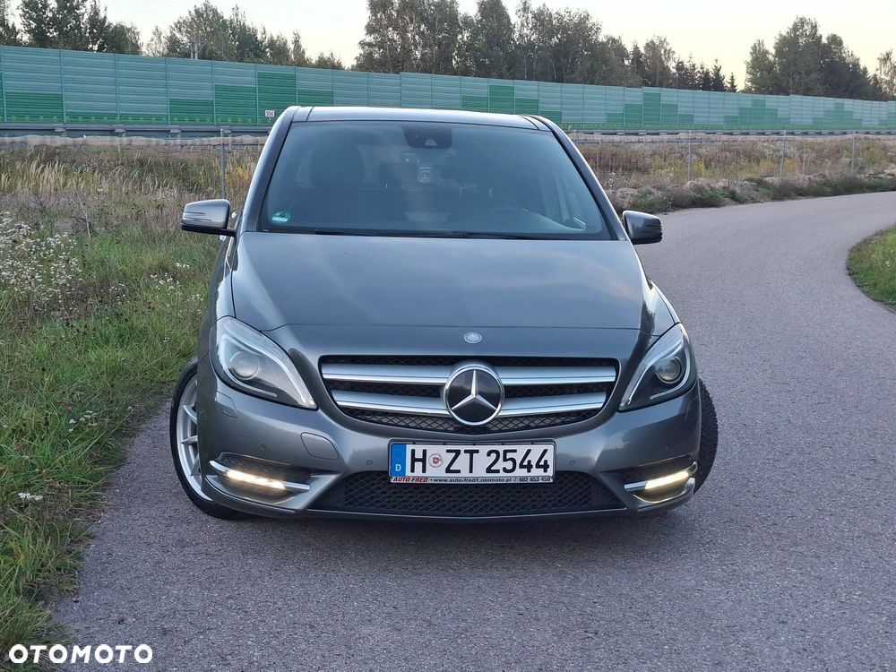 Mercedes-Benz Klasa B 180 BlueEFFICIENCY Edition 1 - 13