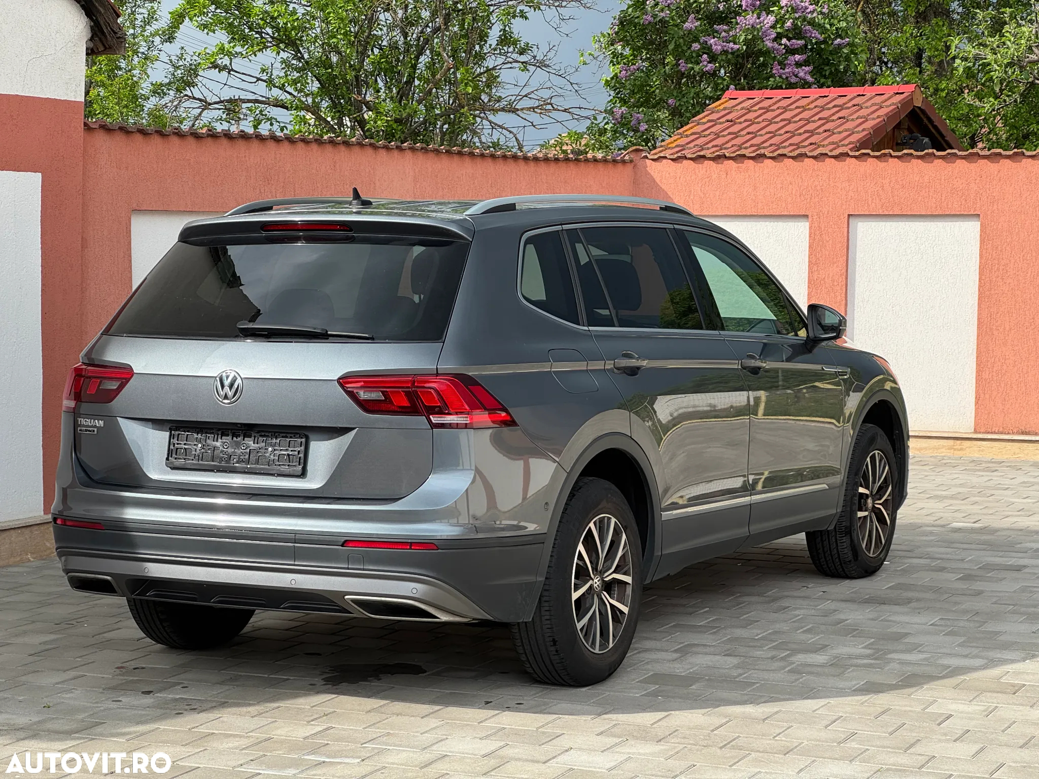 Volkswagen Tiguan Allspace 2.0 TDI SCR DSG Comfortline - 32