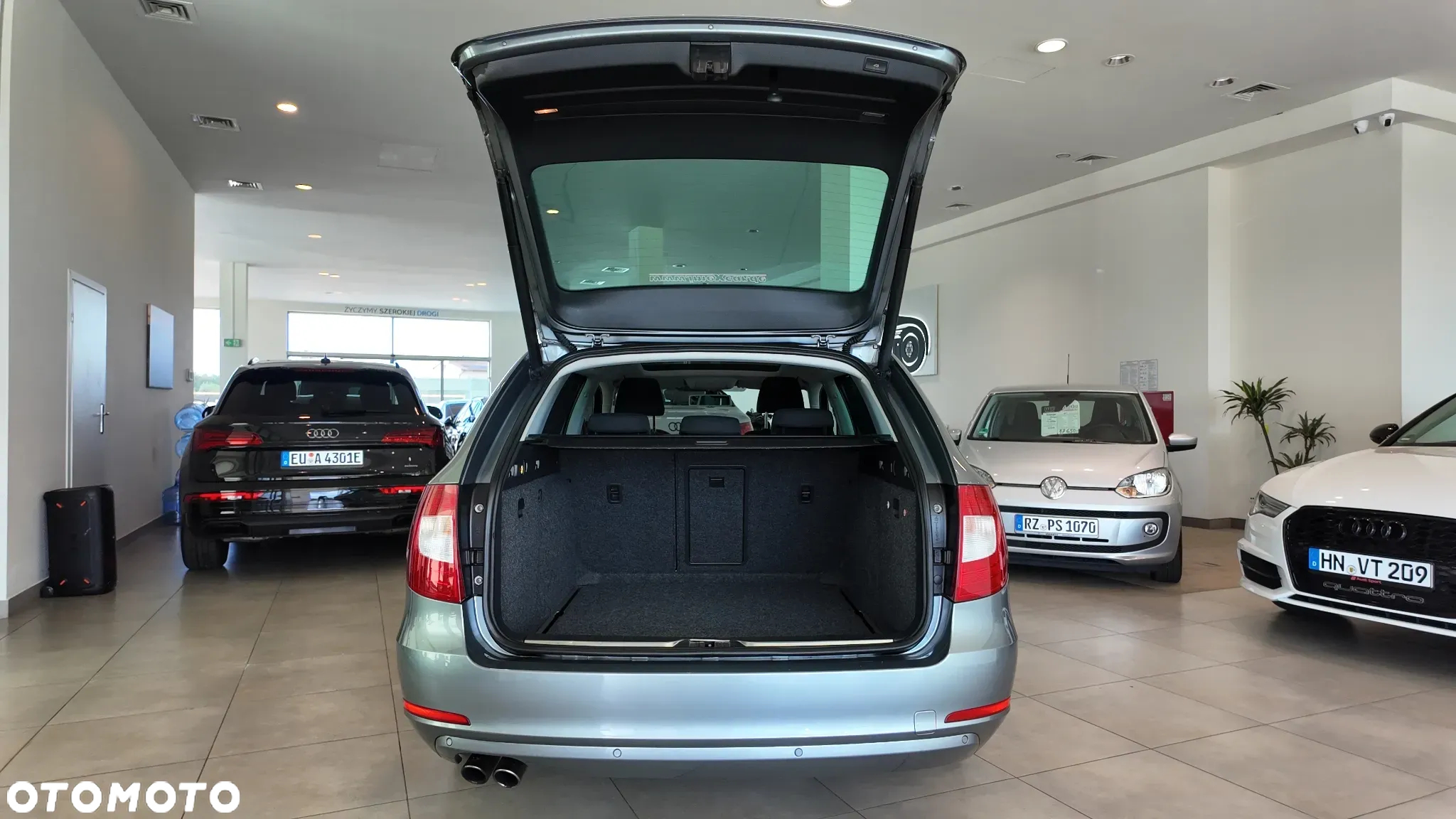 Skoda Superb 2.0 TDI Ambition - 40