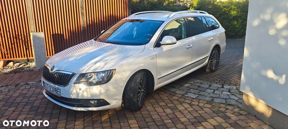 Skoda Superb 2.0 TDI 4x4 L&K DSG - 24