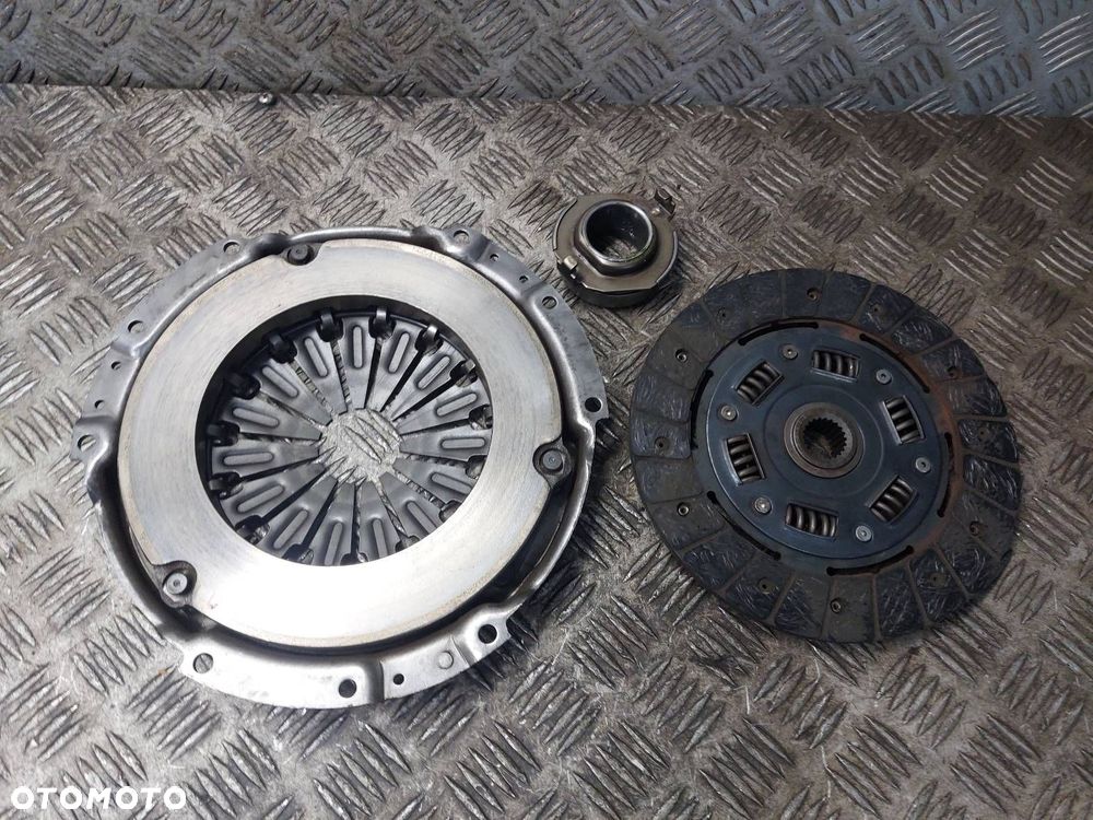 SPRZĘGŁO TARCZA + DOCISK + ŁOŻYSKO OPOROWE MAZDA 6 I GG GY 2.0 16V - 5