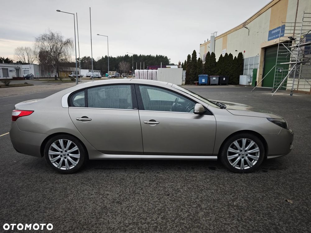 Renault Latitude - 11