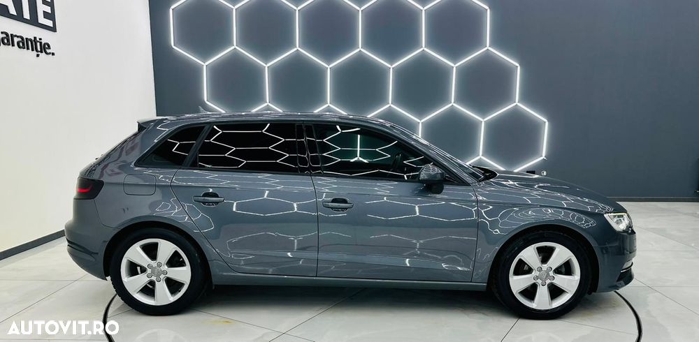 Audi A3 ack 1.6 TDI S-tronic Attraction - 30