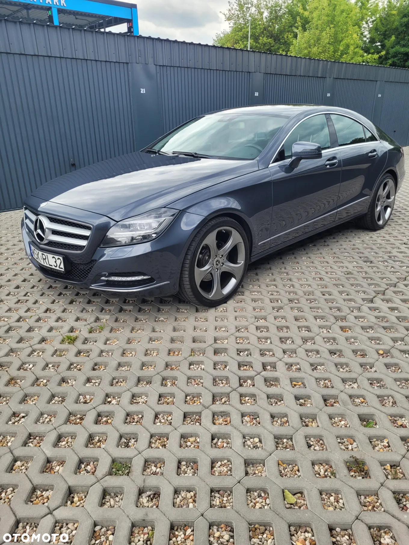 Mercedes-Benz CLS 350 CDI 4-Matic BlueEff - 3
