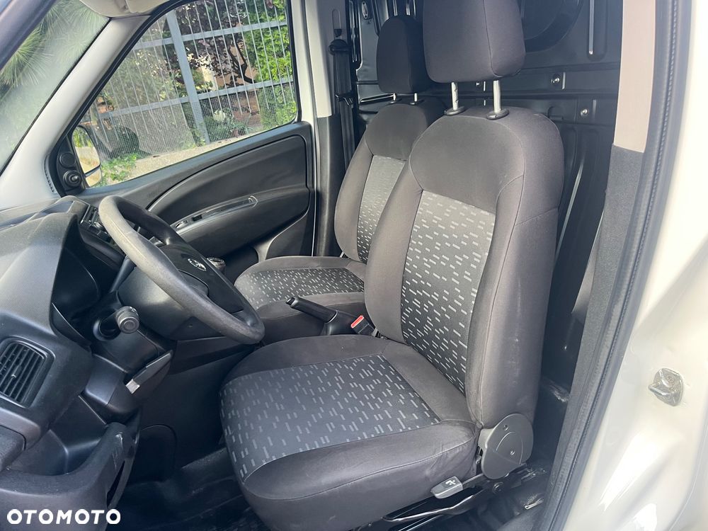 Opel Combo - 9