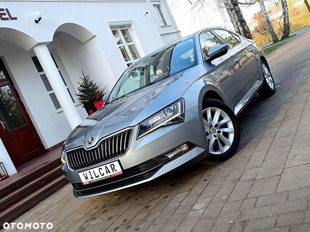 Skoda Superb 1.4 TSI ACT DSG Ambition - 5