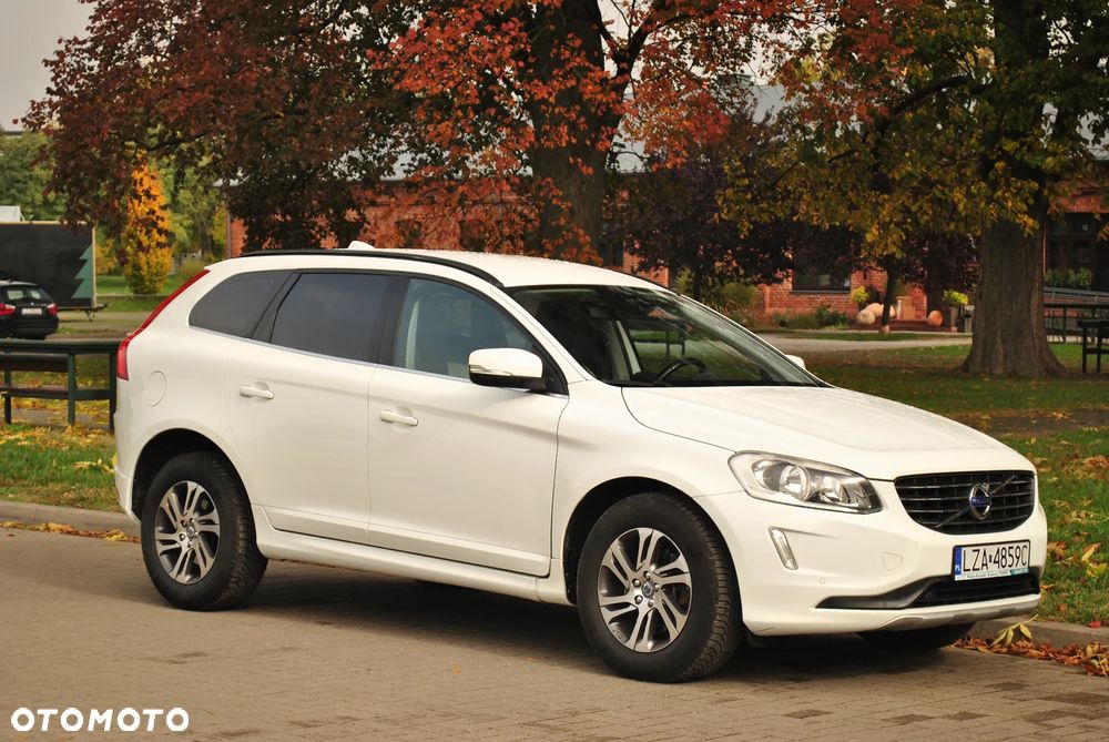Volvo XC 60 D4 Geartronic Momentum - 10