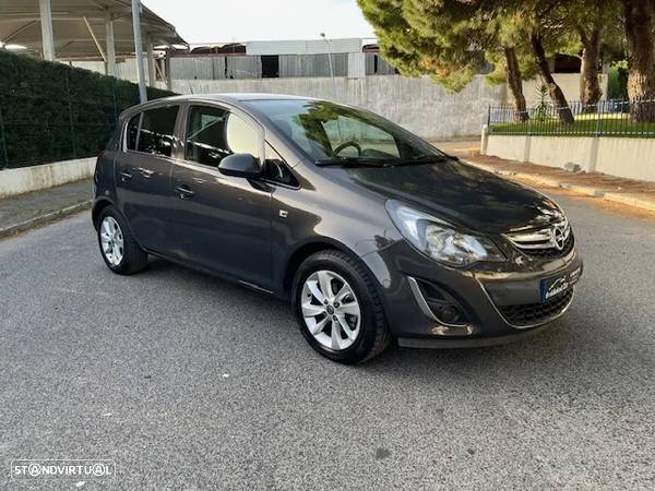 Opel Corsa 1.2 Go! FlexFuel