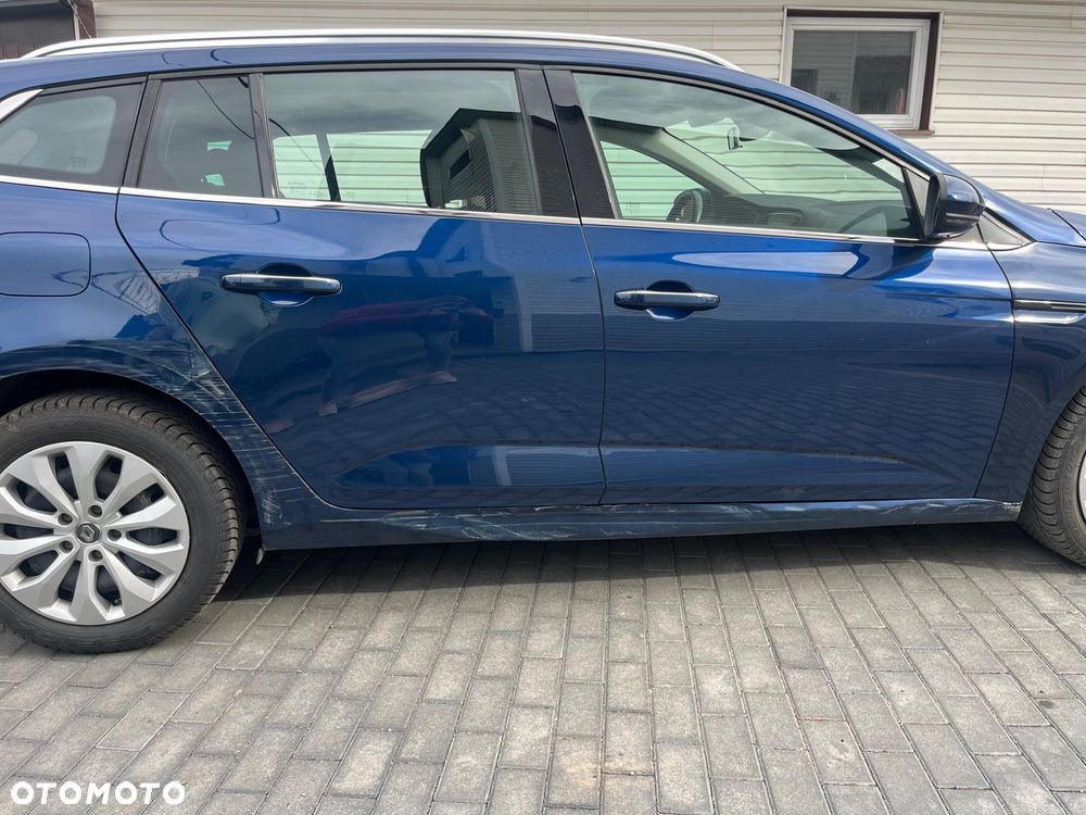 Renault Megane ENERGY TCe 130 EXPERIENCE - 12