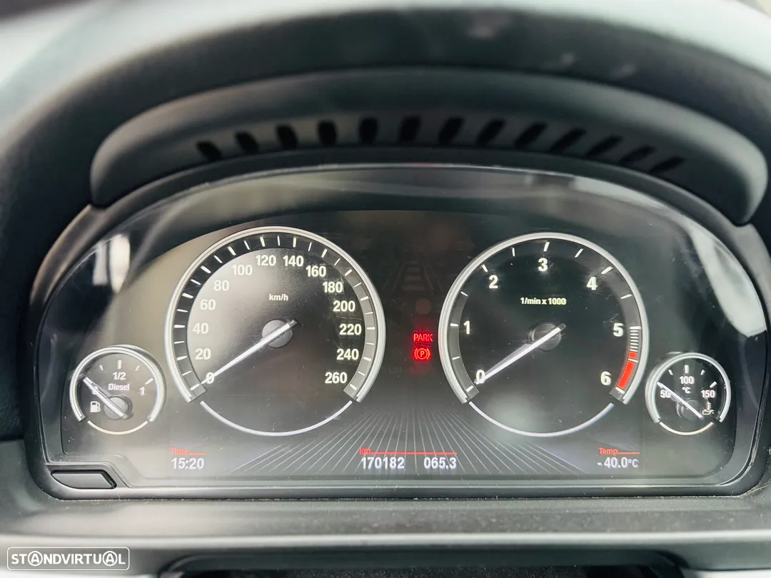 BMW 520 d Pack M Auto - 31