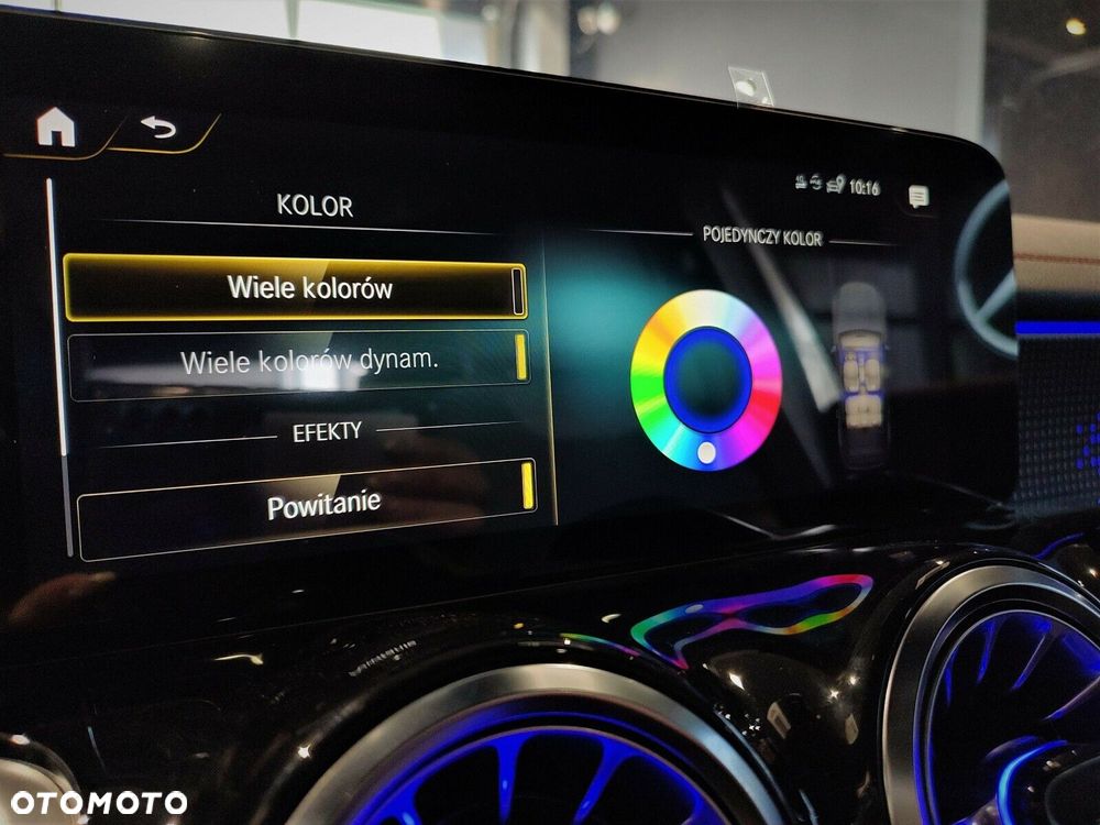 Mercedes-Benz EQB - 26