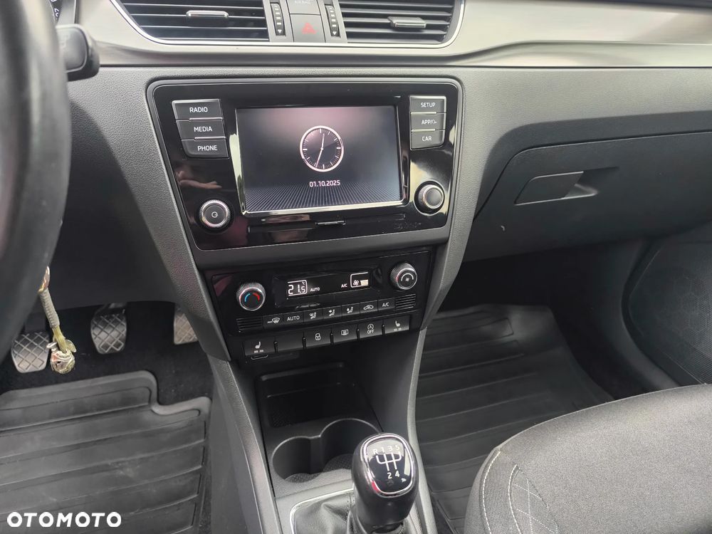 Skoda RAPID 1.0 TSI Style - 20