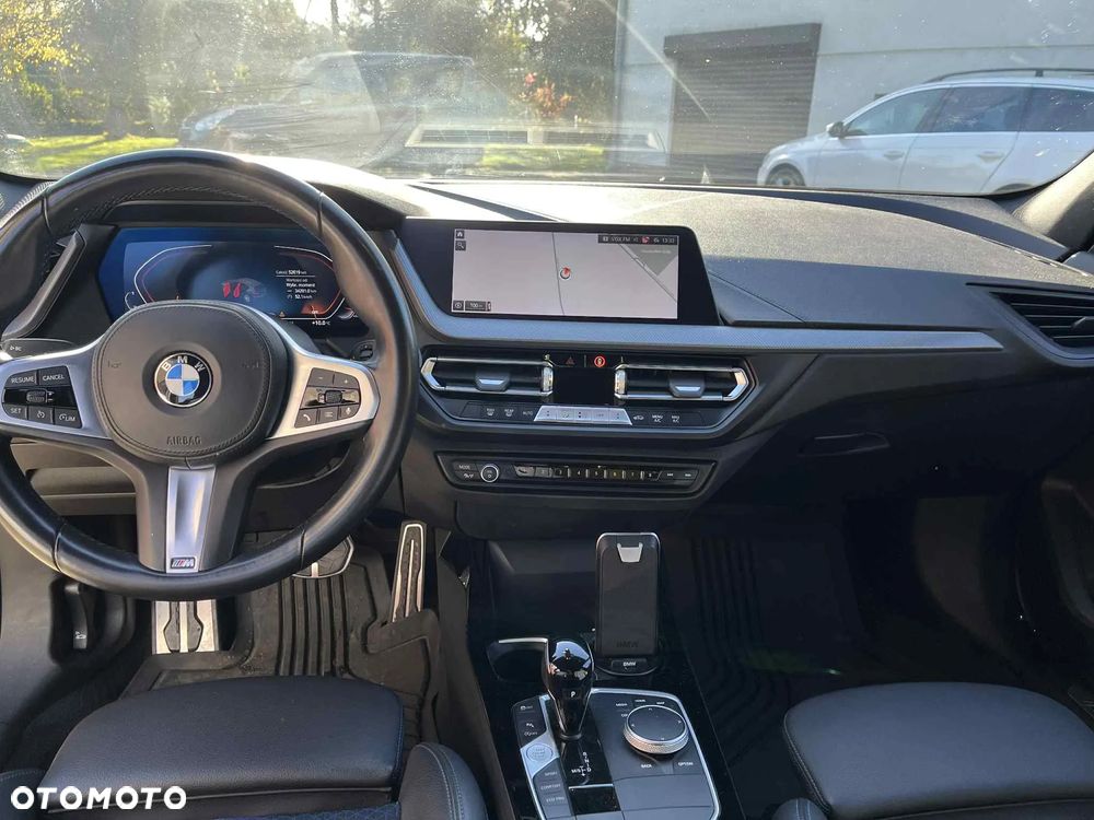 BMW Seria 1 118i Sport Line - 9