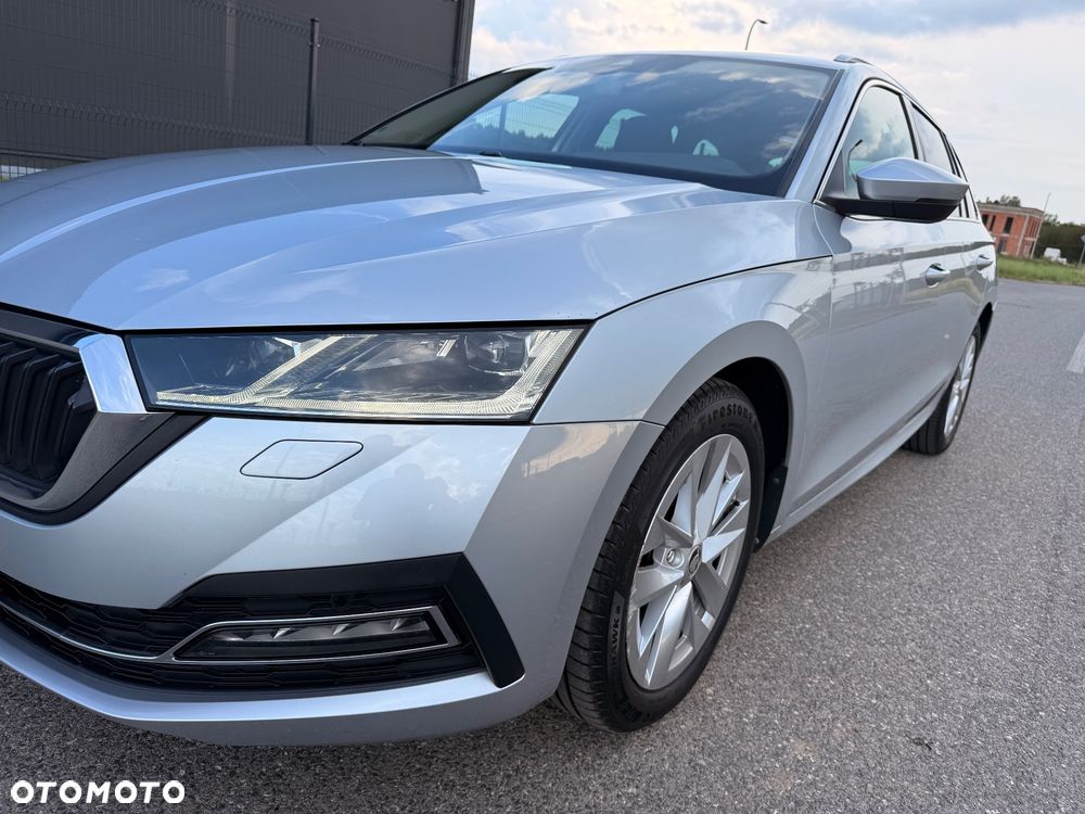 Skoda Octavia 2.0 TDI Ambition DSG - 19