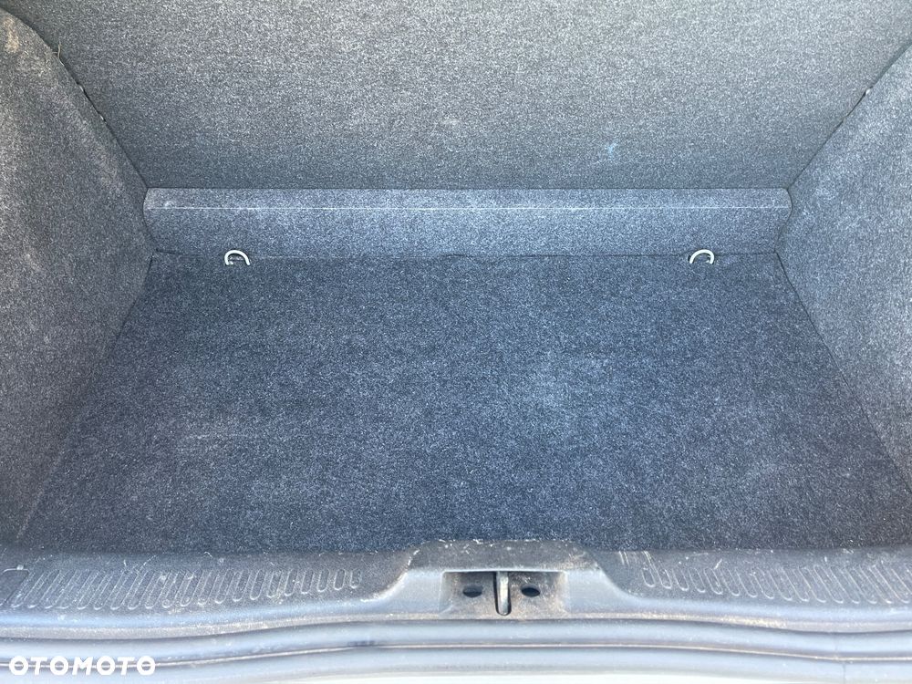 Renault Clio 1.2 16V Authentique - 14