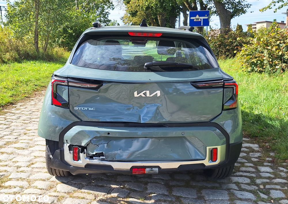 Kia Stonic 1.0 T-GDI 100 OPF Edition 7 - 8
