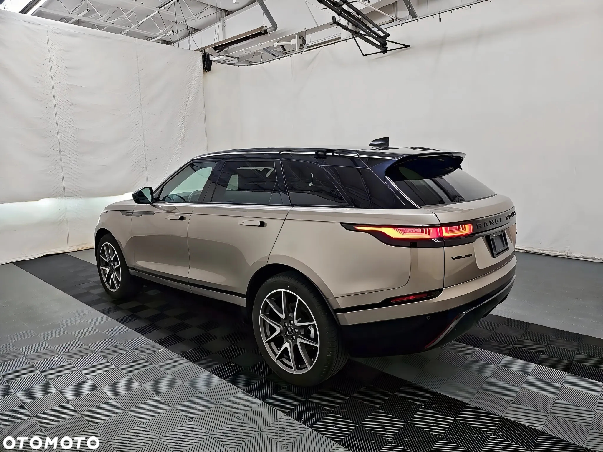 Land Rover Range Rover Velar 2.0 Si4 R-Dynamic S